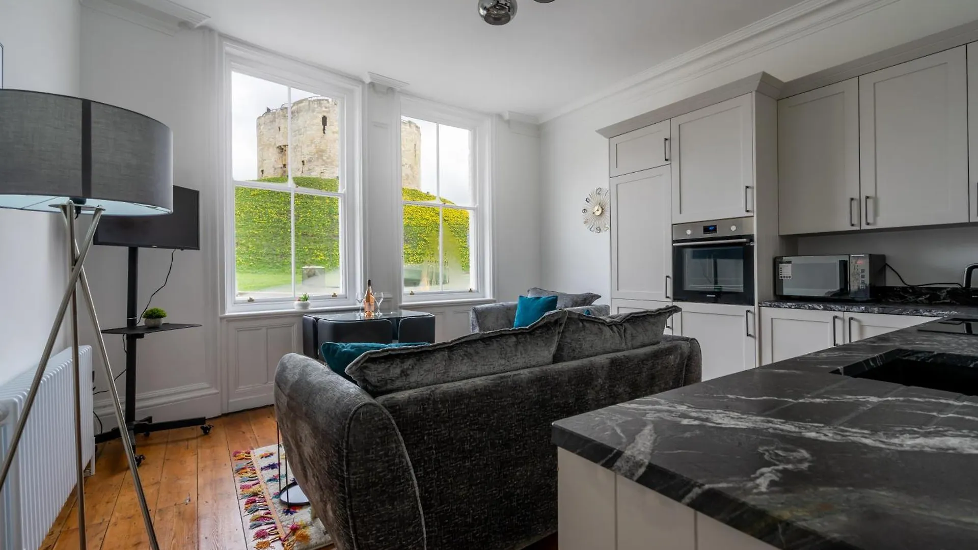 Peckitt Street Apartments York 0*,