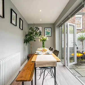 The Mustard Pot Holiday home
